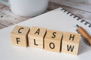 Manage Your Cash Flow with DSO and DPO